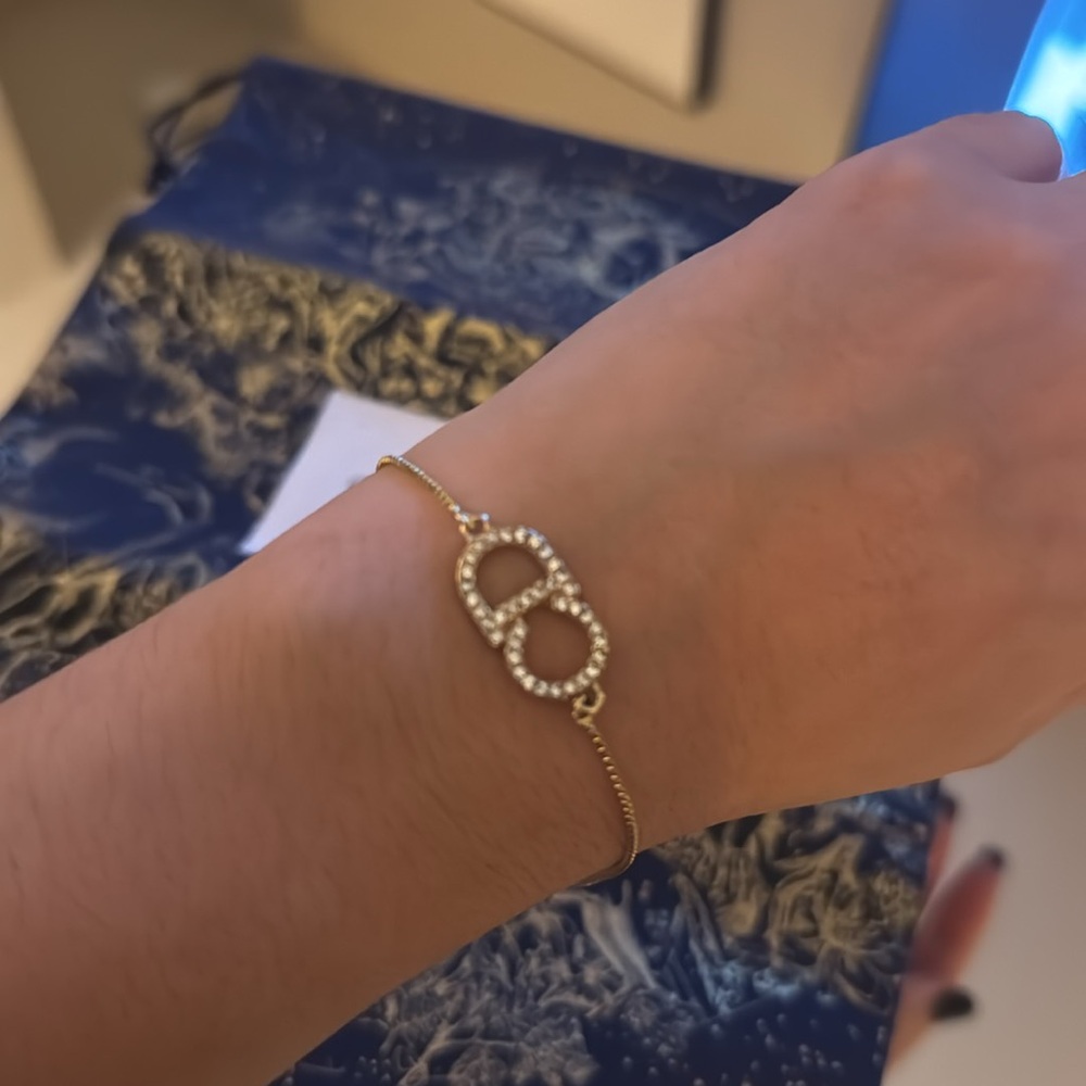 Christian Dior Bundle. Pouch, Mini Pillow, bracelet and lipstick. ♥️ - Picture 15 of 16